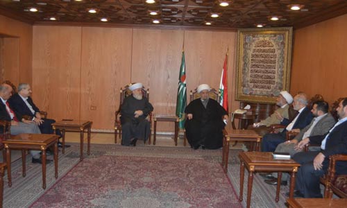 المفتي قباني زار الشيخ قبلان .. إدانة تفجيرات فرنسا والضاحية وتحذير من خطرها على الاسلام