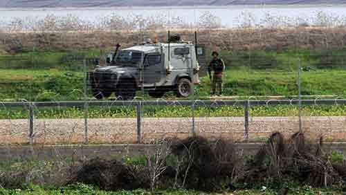 نيران قناص فلسطيني تصيب مركبة صهيونية في الخليل... و&rsquo;نتنياهو&rsquo; يستعين بوحدات خاصة لحماية المستوطنين
