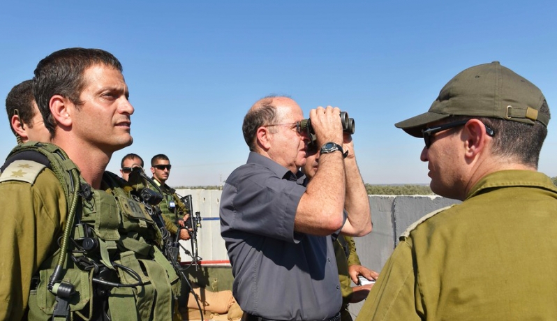 يعلون يعلن عن نيته بناء سياج فاصل بين مدينة الخليل ومستوطنة ’كريات جات’