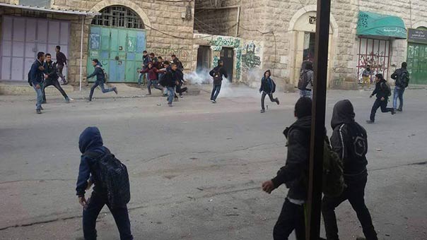 مقتل مستوطن وجرح 50 في انقلاب شاحنة شمال غربي رام الله