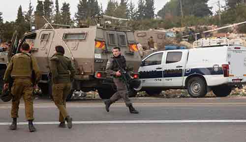  إصابة جنديين صهيونيين دهساً شرق القدس .. والاحتلال يواصل ملاحقة الأسرى المحررين