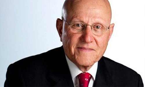 سلام خلال افتتاح معرض الكتاب: الحوار هو الطريق الأسلم للتوصل الى تفاهمات