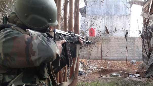 الجيش السوري يسيطر على جبل كشكار بريف اللاذقية ويدمر نفقا للإرهابيين في جوبر بريف دمشق