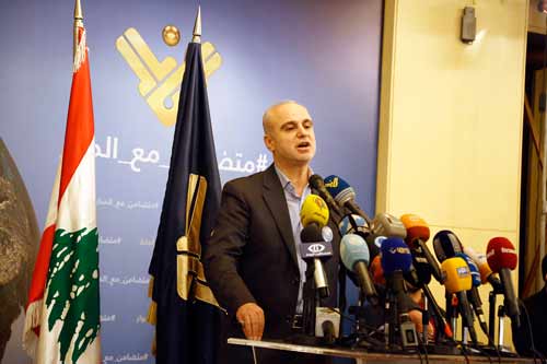 أوسع تضامن مع قناة &rsquo;المنار&rsquo; في بيروت والجنوب: &rsquo;لاءات&rsquo; سياسية وإعلامية وحقوقية بحق قرار &rsquo;عرب سات&rsquo;