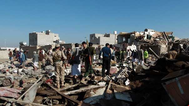 التشنج يخيم على مفاوضات سويسرا بسبب استمرار العدوان السعودي على اليمن