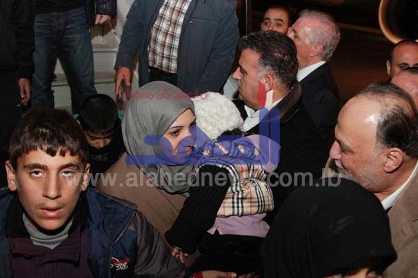 صور حصرية لـ&rsquo;العهد&rsquo; من داخل مطار بيروت حول تنفيذ اتفاق الزبداني