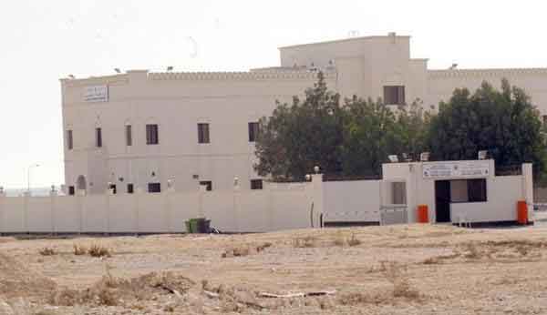 البحرين: تسمُّم عشرات المعتقلين في سجن جوّ بسبب الطعام الفاسد