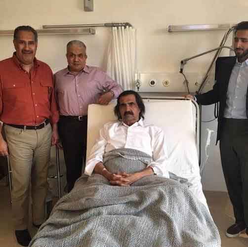 كيف أصيب أمير قطر السابق؟