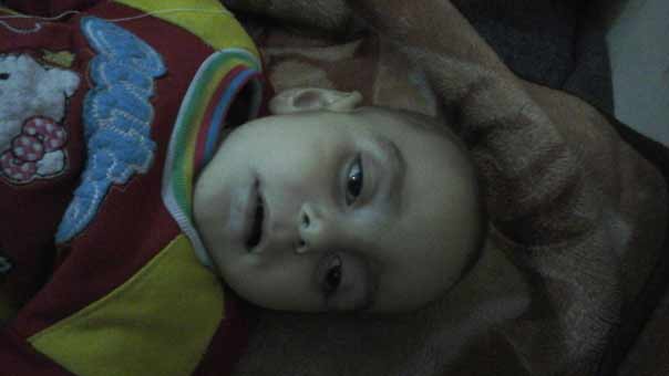 حقائق جديدة عن حصار الفوعة وكفريا .. وفاة طفلة رضيعة نتيجة نقص العلاج والادوية