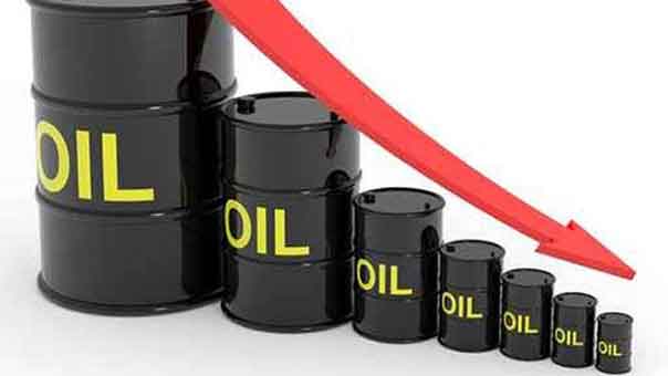 أسعار النفط تواصل الهبوط والاقتصاد العالمي يترنّح