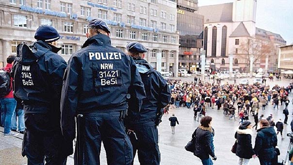 الألمان يتسلحون.. خوفًا من اللاجئين