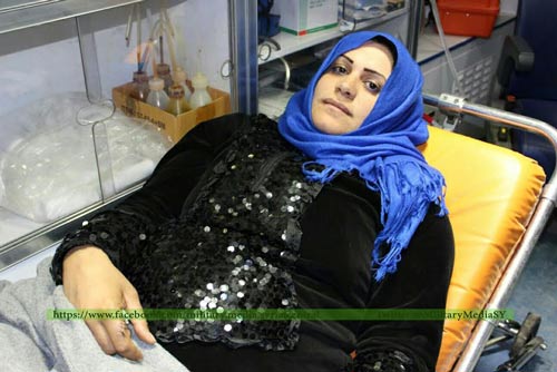 بالصور: انكشاف زيف التضليل الاعلامي في مضايا السورية مجددًا.. سيارات الصليب الأحمر الدولي عرضة لرصاص المسلحين