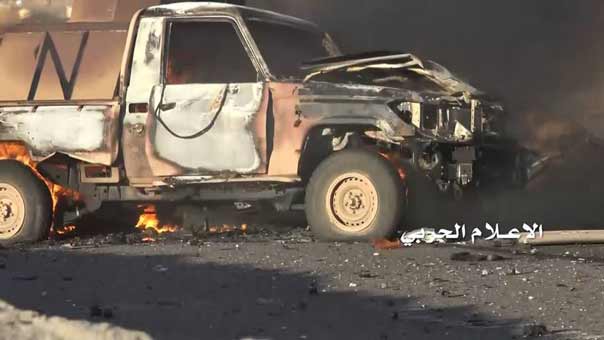 الجيش اليمني واللجان الشعبية يأسرون 8 جنود لمرتزقة العدوان ويدمرون 5 آليات عسكرية بنجران