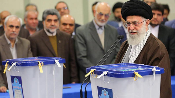 الإمام الخامئني: الإنتخابات يجب ان تُدخل اليأس في قلوب الاعداء