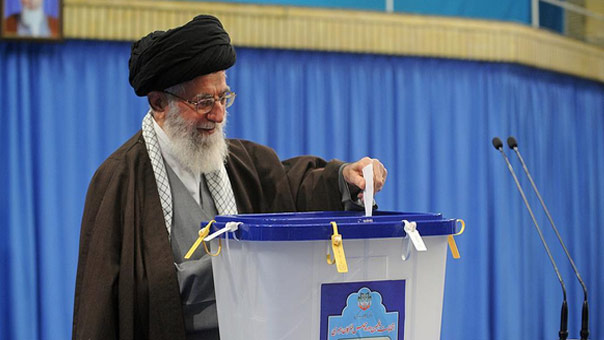 الإمام الخامئني: الإنتخابات يجب ان تُدخل اليأس في قلوب الاعداء