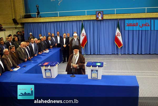 بالصور: &rsquo;العهد&rsquo; في حضرة الإمام الخامنئي خلال إدلائه بصوته في الإنتخابات