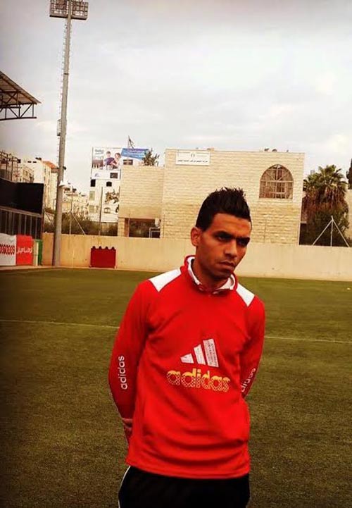 مستوطنون يدنسون الأقصى بحماية من شرطة العدو.. واعتقالات وإصابات خلال مواجهات في الضفة والقدس