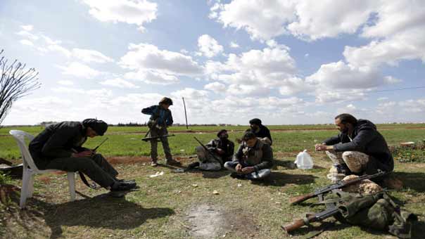 مركز &rsquo;حميميم&rsquo;: 42 مجموعة مسلحة انضمت إلى الهدنة في سوريا