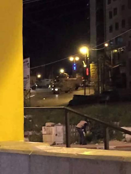 قوات العدو اقتحمت مقر ’ترانس ميديا’ واعتقلت مدير مكتب ’فلسطين اليوم’.. وإخطار بهدم منزل الشهيد مصالحة