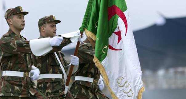 الجزائر تعلن مقتل 3 &rsquo;إرهابيين&rsquo; وحجز صواريخ قرب الحدود مع تونس