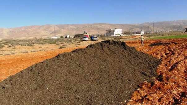 فضيحة نقل نفايات المستشفيات من بيروت ومناطق أخرى الى قرى قضاء بعلبك&lrm;
