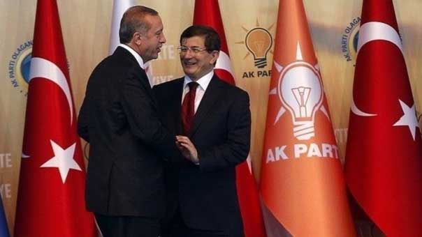 تسريبات.. أردوغان يسحب البساط من تحت داوود أوغلو