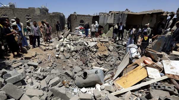 لليوم الرابع بعد الهدنة.. العدوان السعودي يستبيح بالقصف سماء اليمن وأرضه