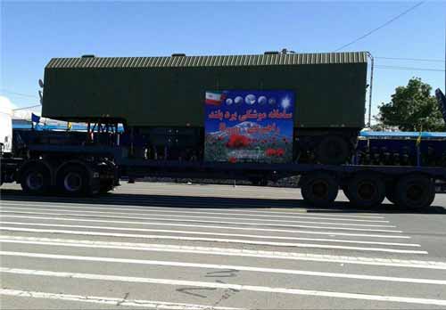 عرض منظومة &rsquo;اس-300&rsquo; في &rsquo;يوم الجيش الايراني&rsquo;.. وروحاني: سندافع عن الشعوب الإسلامية وقواتنا رهن إشارة القائد