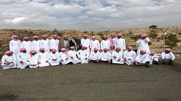  أسيران يمنيان يرويان مـآسـيهما في زنازيِن آل سعود