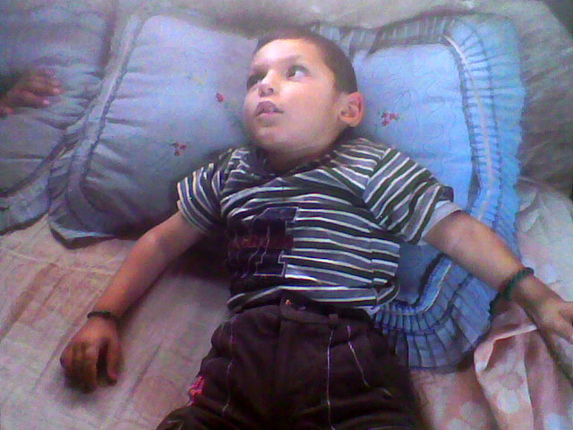 ’الطفولة المكلومة’ في الفوعة وكفريا فريسة حصار الإرهابيين .. والامم المتحدة تتفرّج