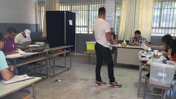 بالصُّور.. الجولة الرابعة من الانتخابات البلدية والاختيارية في لبنان الشمالي وعكار