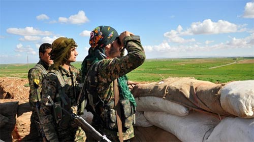  &rsquo;أكراد سوريا&rsquo;: تركيا تقصف مواقعنا أمام &rsquo;داعش&rsquo;