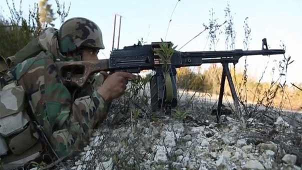 الجيش السوري يتقدم 6 كلم في الرقة ويحكم سيطرته على قرية أبو العلاج وتلة السرياتيل