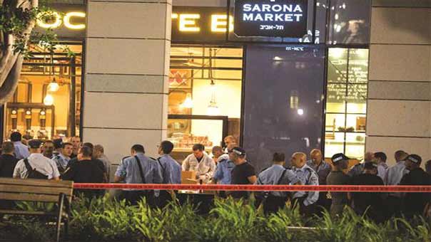  كيان العدو يُلغِي تصَاريِح دخول 83 ألف فلسطيني إلى فلسطين المحتلَّة إثرَ عملية &rsquo;تل أبيب&rsquo;