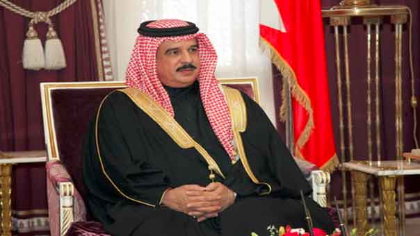 البحرين تمنع الجمع بين المنبر الديني والعمل السياسي