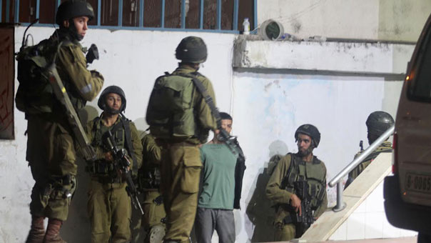 إصابات واعتقالات في مواجهات مع الاحتلال بالضفة الغربية