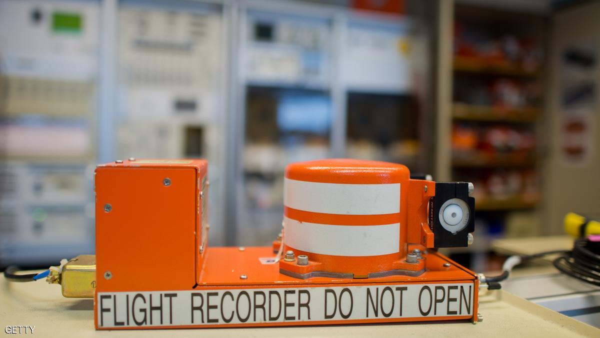 انتشال الصندوق الأسود الثاني للطائرة المصرية المنكوبة