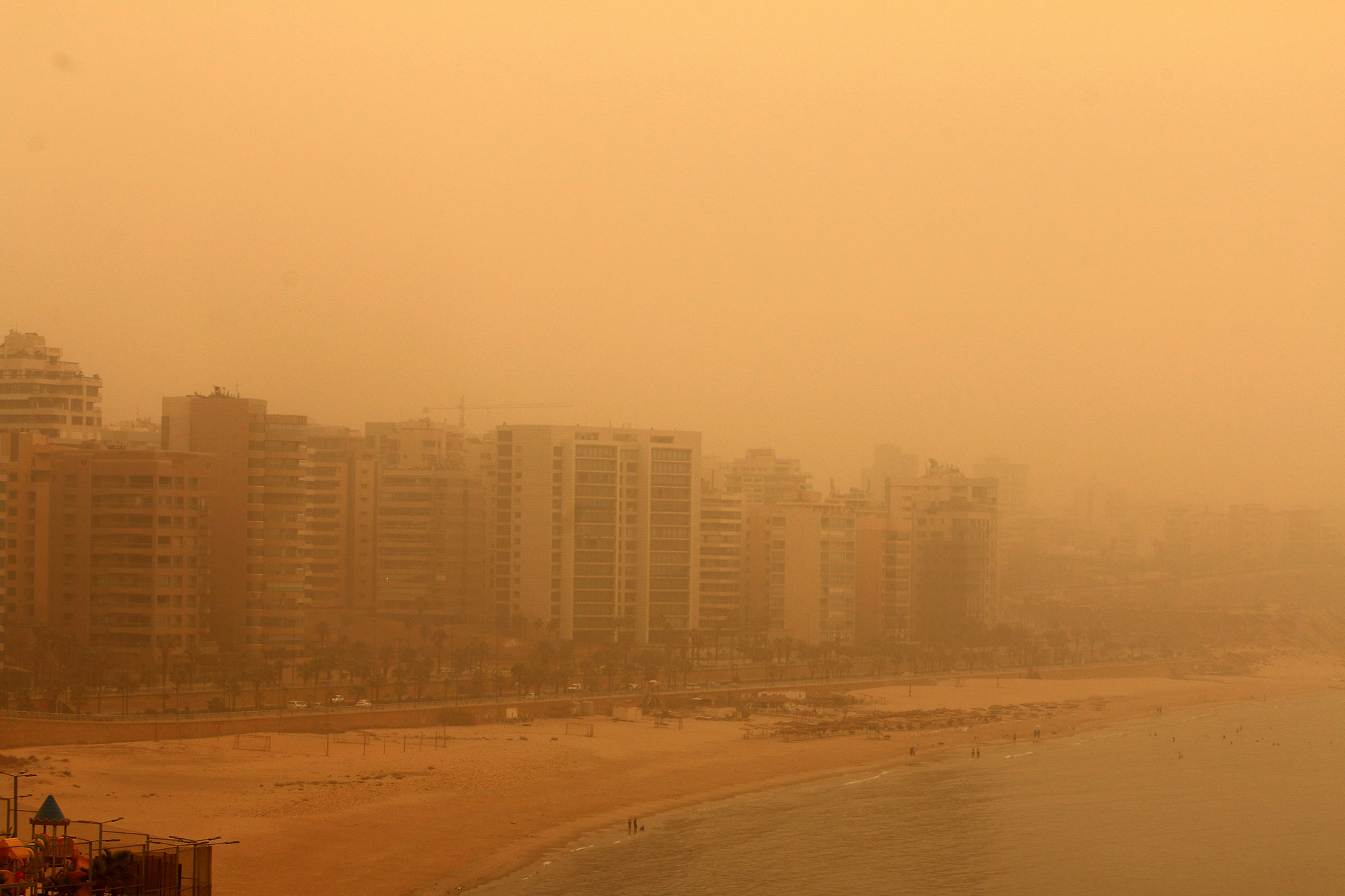 موجة الرطوبة العالية مستمرة حتى الاسبوع المقبل .. ومصدرها الخليج