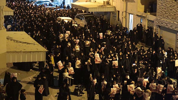 تواصل ردود الفعل والاحتجاجات الشعبية في البحرين استنكاراً لاسقاط الجنسية عن الشيخ عيسى قاسم