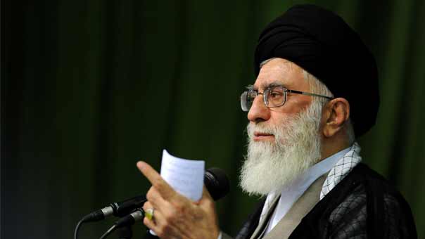الإمام الخامنئي: أقلية جائرة وأنانية في البحرين تظلم الأغلبية والتعرض للشيخ قاسم خطوة تنم عن الحماقة