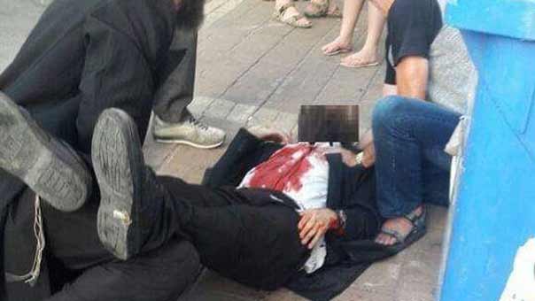 مقتل مستوطنة وإصابة 3 آخرين بعمليتي طعن في نتانيا والخليل في فلسطين المحتلة