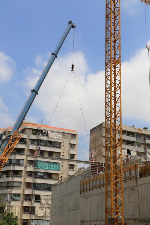 بدء إنشاء &rsquo;محطة كهرباء الضاحية الجنوبية&rsquo;.. والنائب فرحات: مهمّتها توزيع وتنظّيم ساعات التغذية