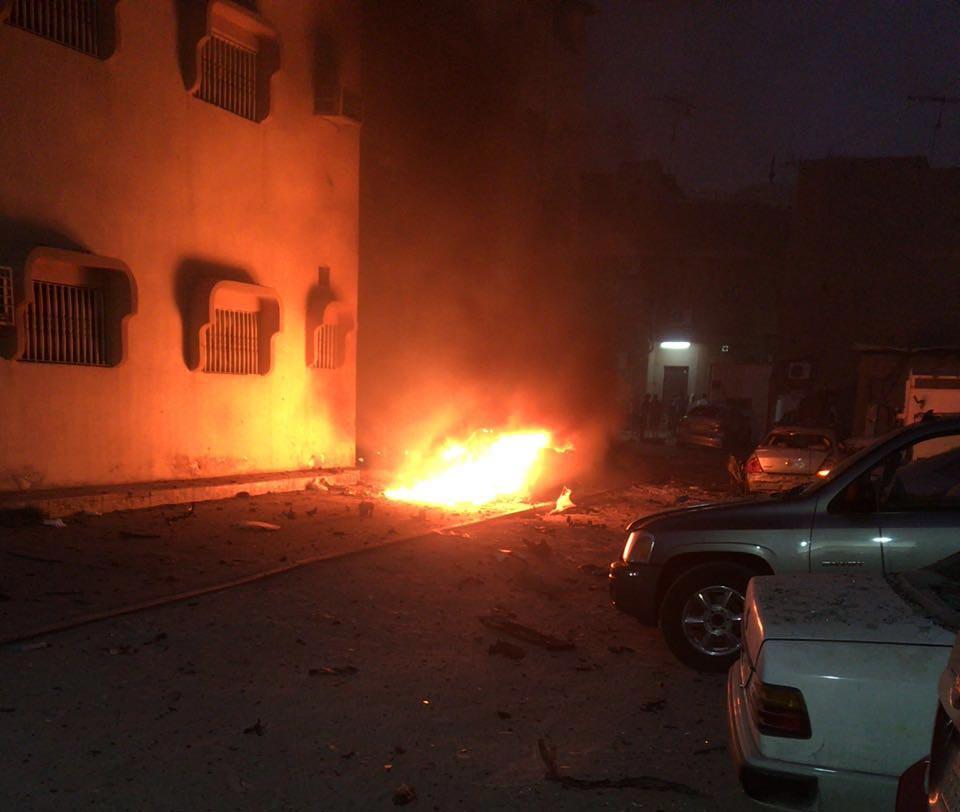 السعودية تحت مرمى الانتحاريين .. انتحاري يفجر نفسه قرب الحرم النبوي الشريف وأخر في القطيف