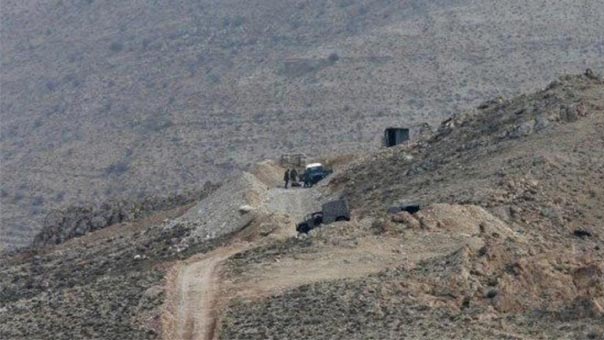 المقاومة تستهدف دشمة لإرهابيي &rsquo;داعش&rsquo; في مرتفع الزويتينة.. واشتباكات بين &rsquo;داعش&rsquo; و&rsquo;النصرة&rsquo; في عرسال