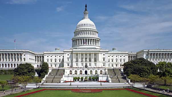 اغلاق مبنى الكونغرس الاميركي لفترة وجيزة للاشتباه بوجود جسم مشبوه
