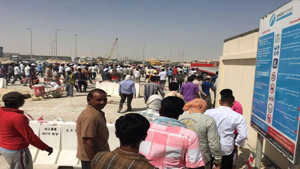 3 آلاف عامل آسيوي في البحرين يضربون للمطالبة بصرف رواتبهم المتأخّرة