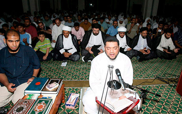 بالصور: شعب البحرين يؤازر المقاومة خلال عدوان  تموز