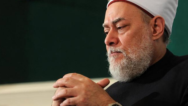 نجاة مفتي مصر السابق من محاولة اغتيال بالقاهرة