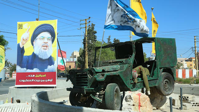 استكمال التحضيرات في بنت جبيل لمهرجان الذكرى العاشرة لانتصار تموز 2006