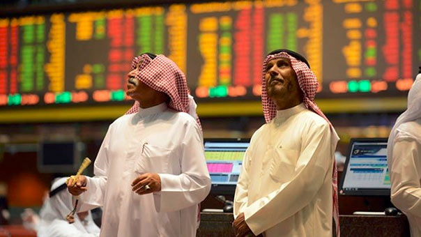 السعودية تواجه عجزًا في ميزانيتها يصل الى 100 مليار دولار
